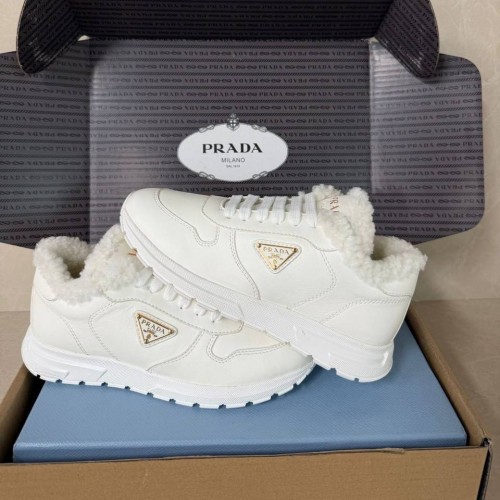 Зимние кроссовки Prada F6846 Зимние кроссовки Prada F6846