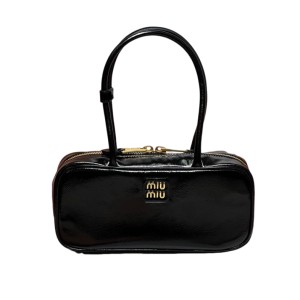 Сумка Miu Miu Leather Beau bag RN1276