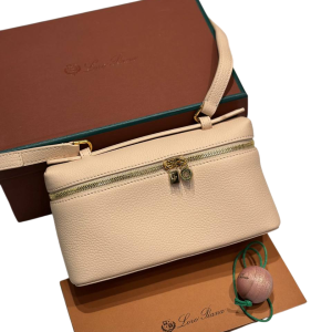 Сумка Loro Piana Extra Pocket RN1606