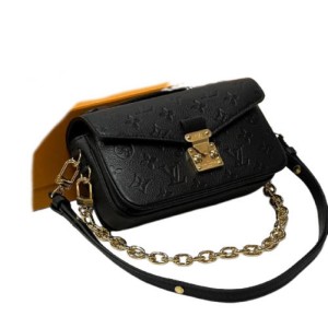 Сумка Louis Vuitton Pochette Metis RN1876
