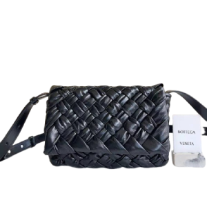 Сумка Bottega Veneta Rumple Leather Messenger RN2015