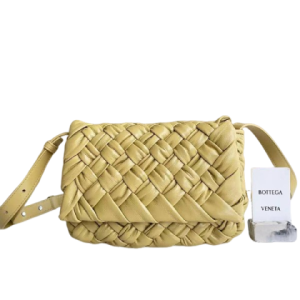 Сумка Bottega Veneta Rumple Leather Messenger RN2017