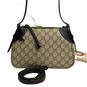 Сумка Gucci Emblem RN2176