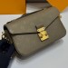 Сумка Louis Vuitton Pochette Metis East West RN2587