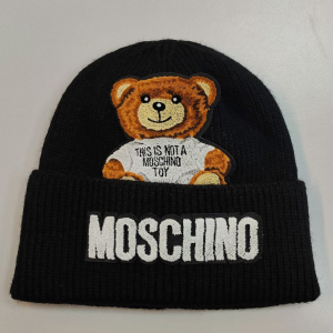 Шапка Moschino B1100