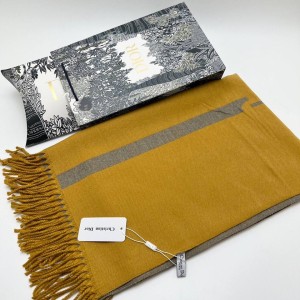  Шарф Christian Dior B1148